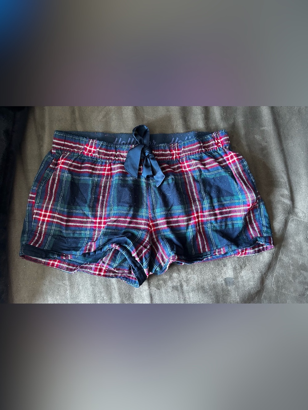 Hollister plaid shorts